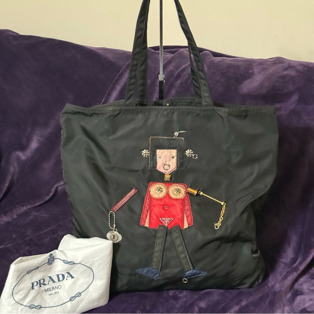 🖤AUTHENTIC RARE PRADA NYLON ROBOT TOTE BAG🖤